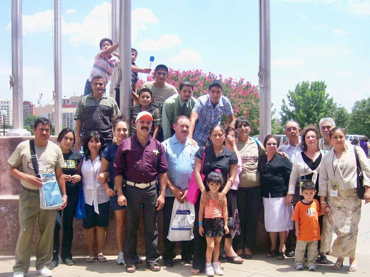 La congregación alrededor de 2003